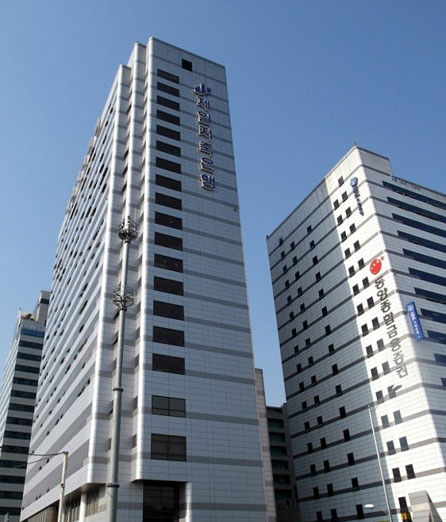 Kcon building in Korea